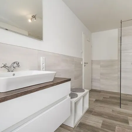 Apartamento Ferienwohnung-storchennest Vipperow